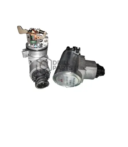 01186127  04286363  DEUTZ THROTTLE SOLENOID ACTUATOR 